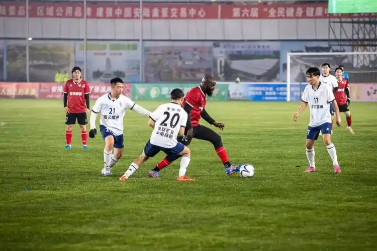 大学生高潮无套内谢视频